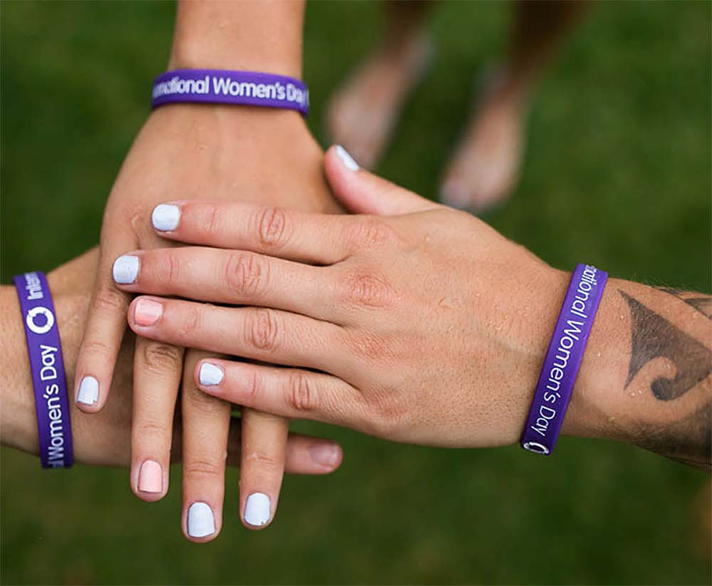 IWD wristbands